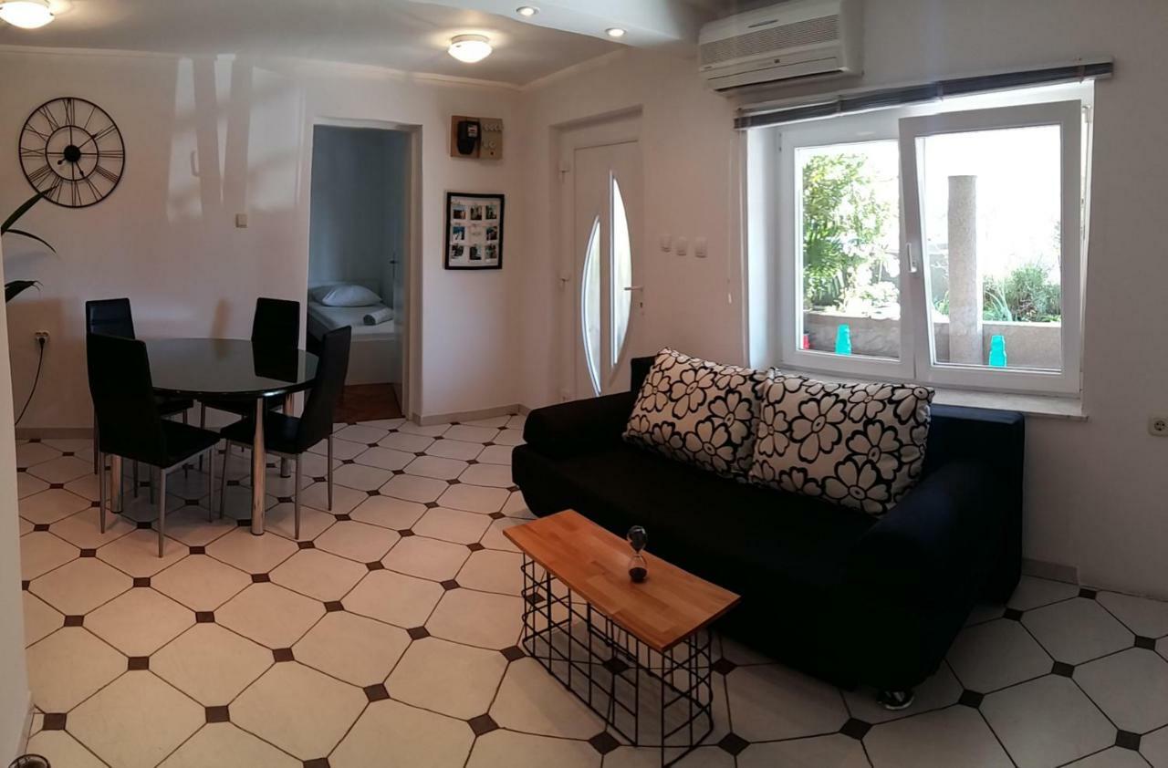Apartment Melany Senj  Zewnętrze zdjęcie
